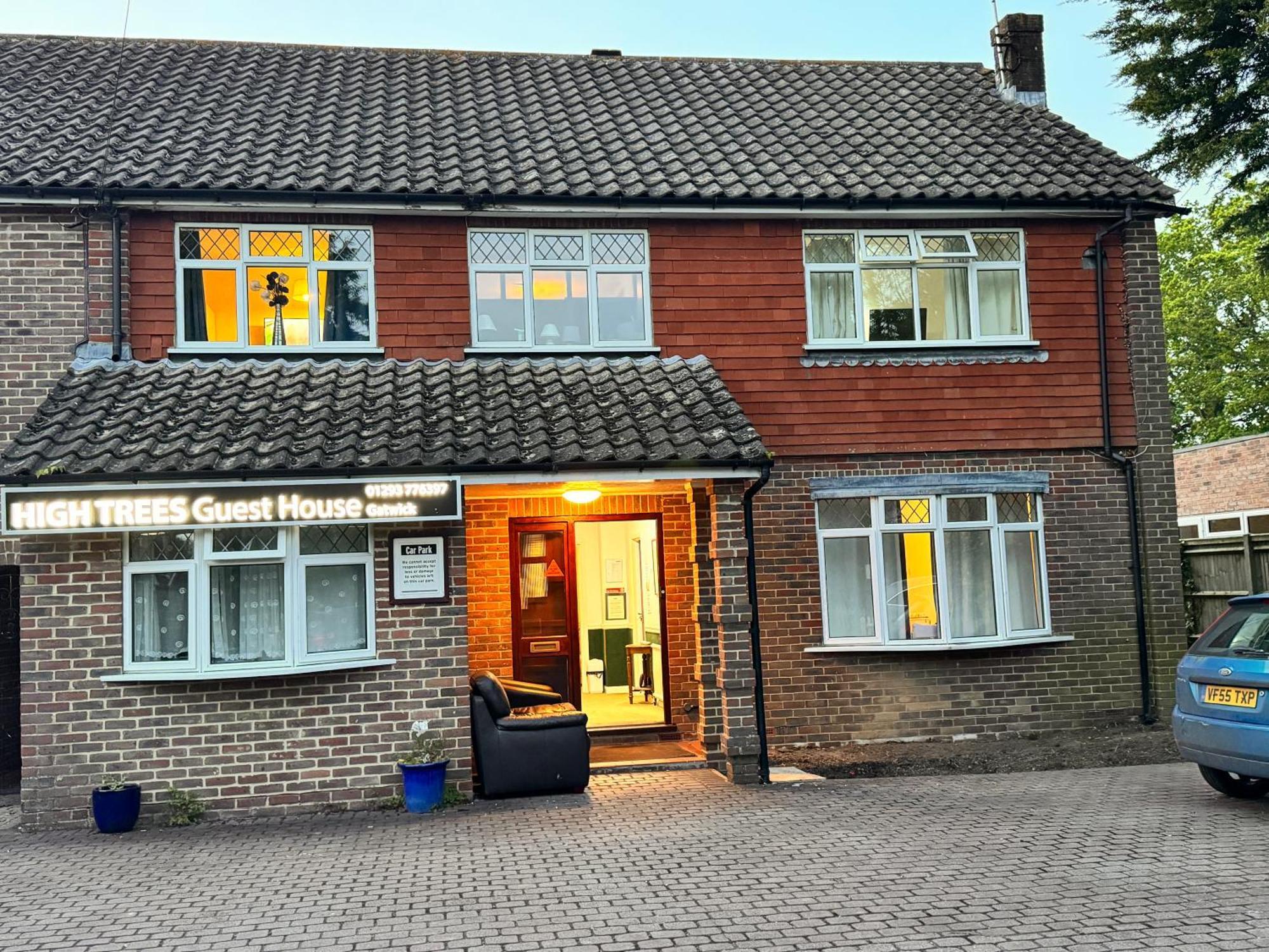 High Trees Guest House Gatwick Horley Zewnętrze zdjęcie