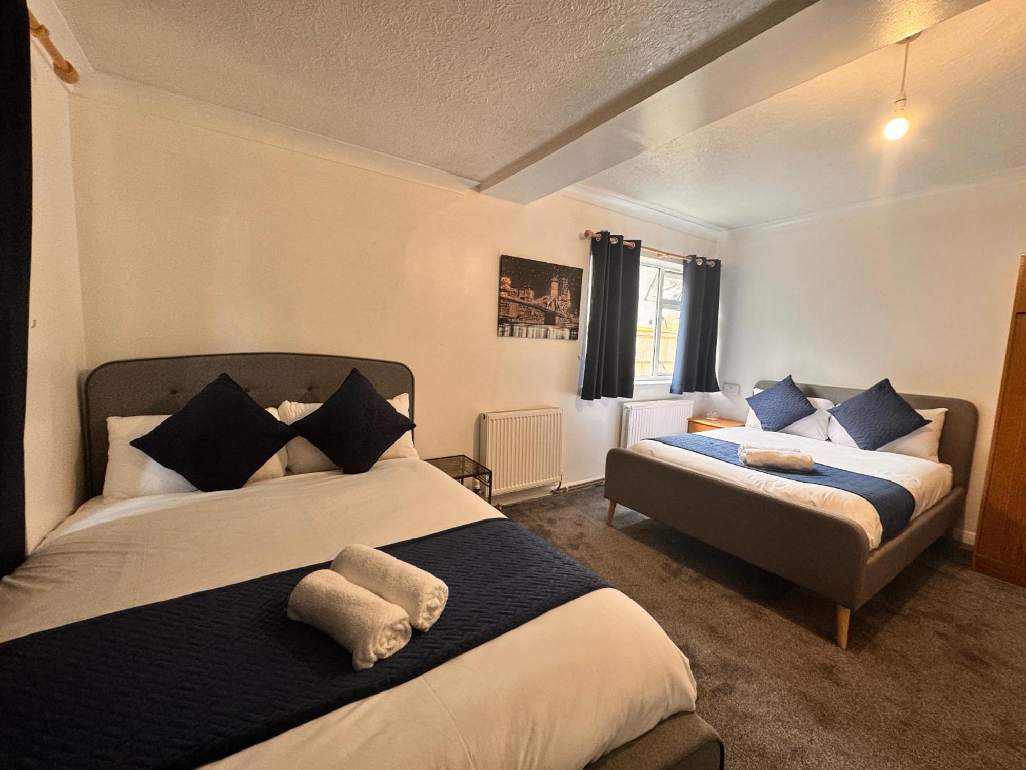 High Trees Guest House Gatwick Horley Zewnętrze zdjęcie